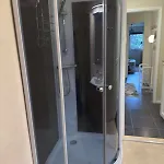 Cozy And Inviting In דירה